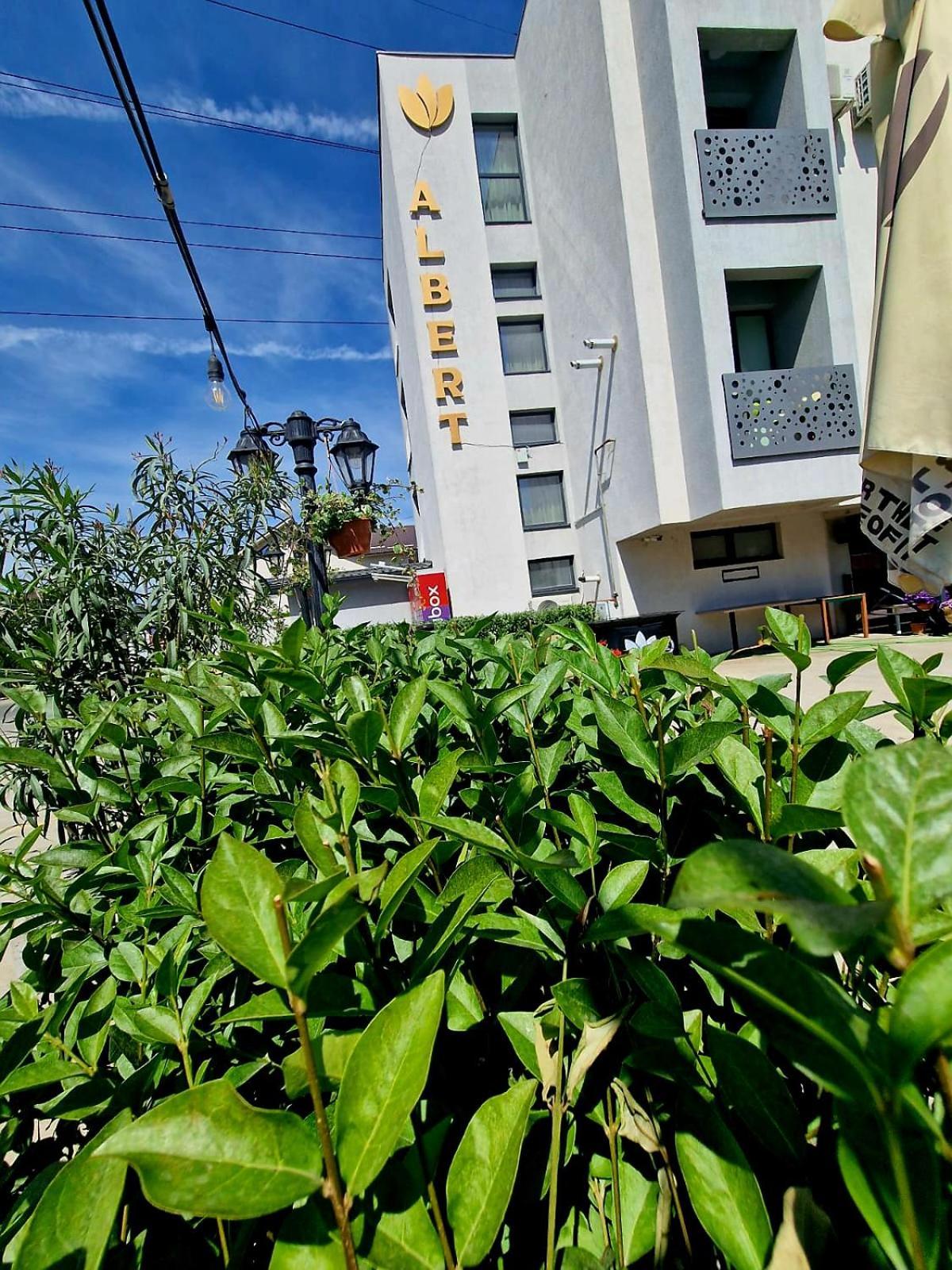 Albert Hotel Roşu Exterior foto